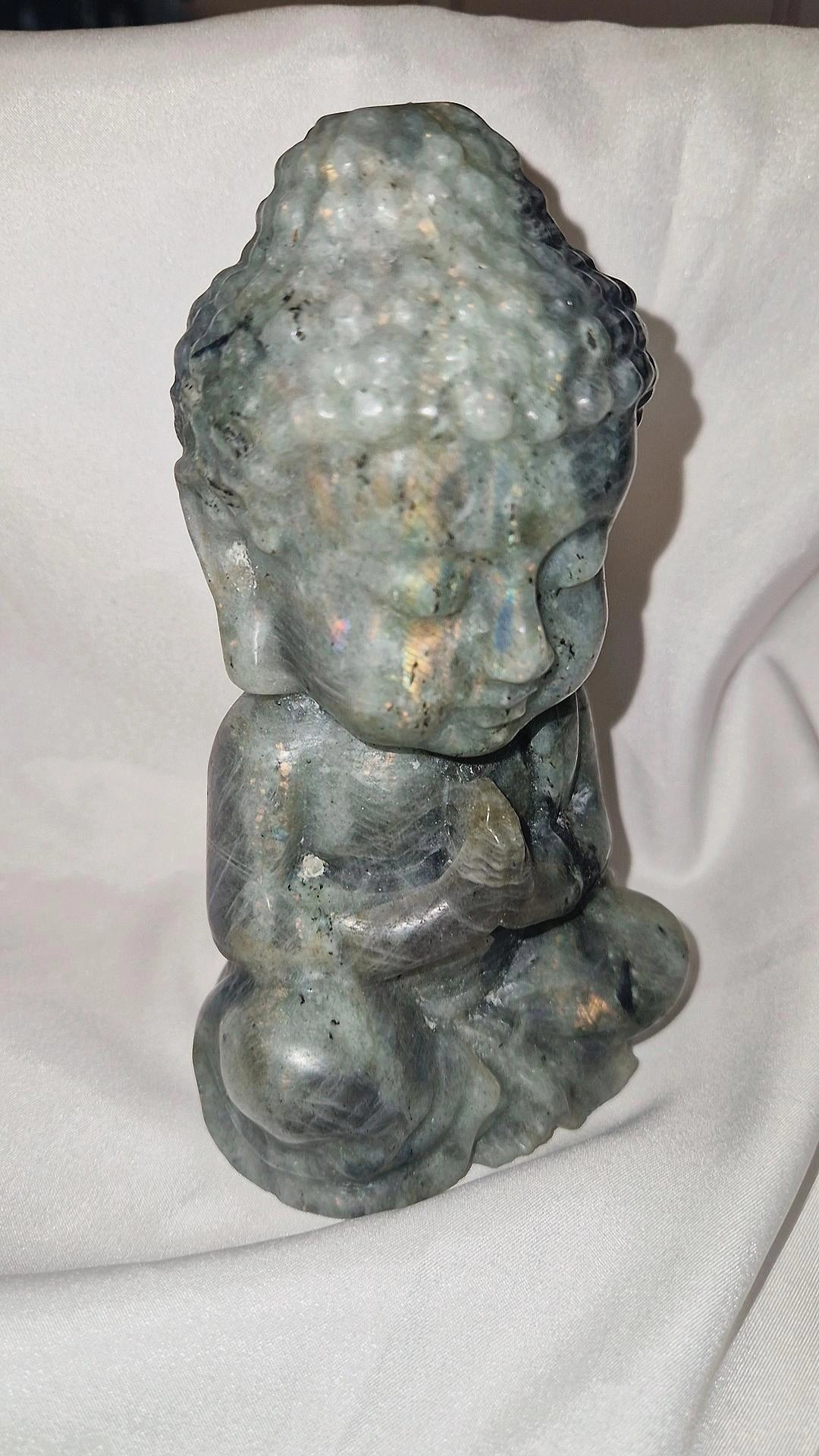 Labradorit Buddha