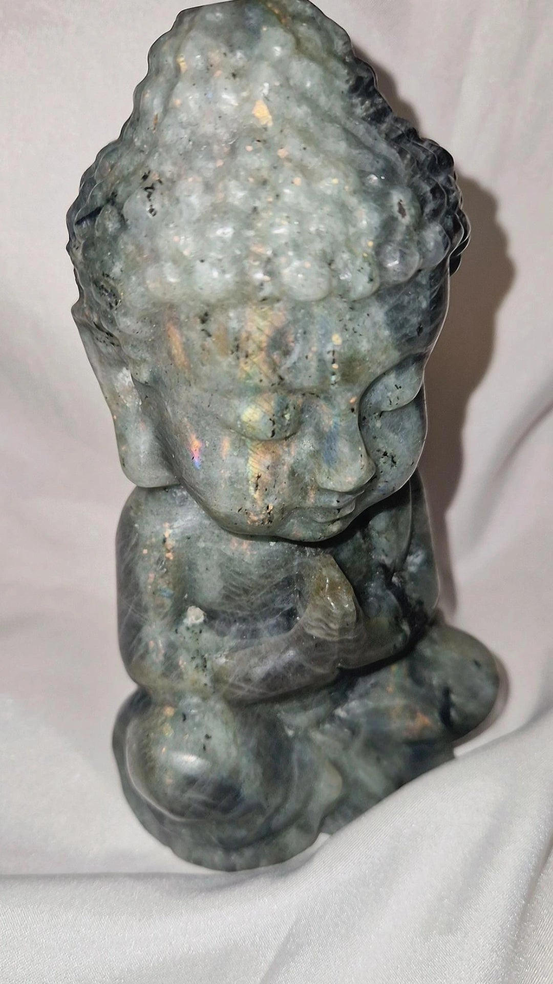 Labradorit Buddha